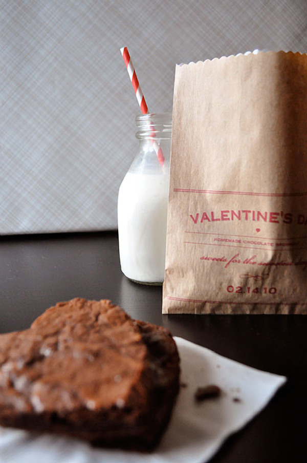 DIY Valentine’s Day Brownie Bags